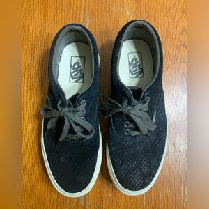 Vans sneakers black suede snake skin unisex